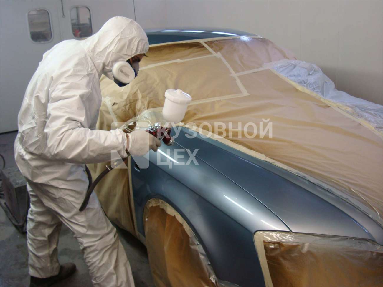 Покраска крыла автомобиля