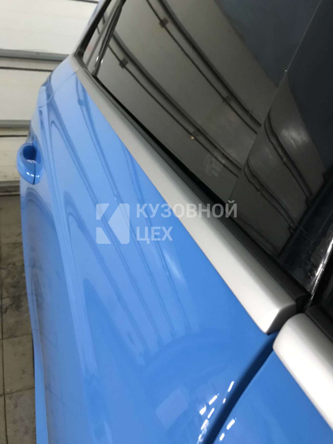 Удаление царапин с молдингов